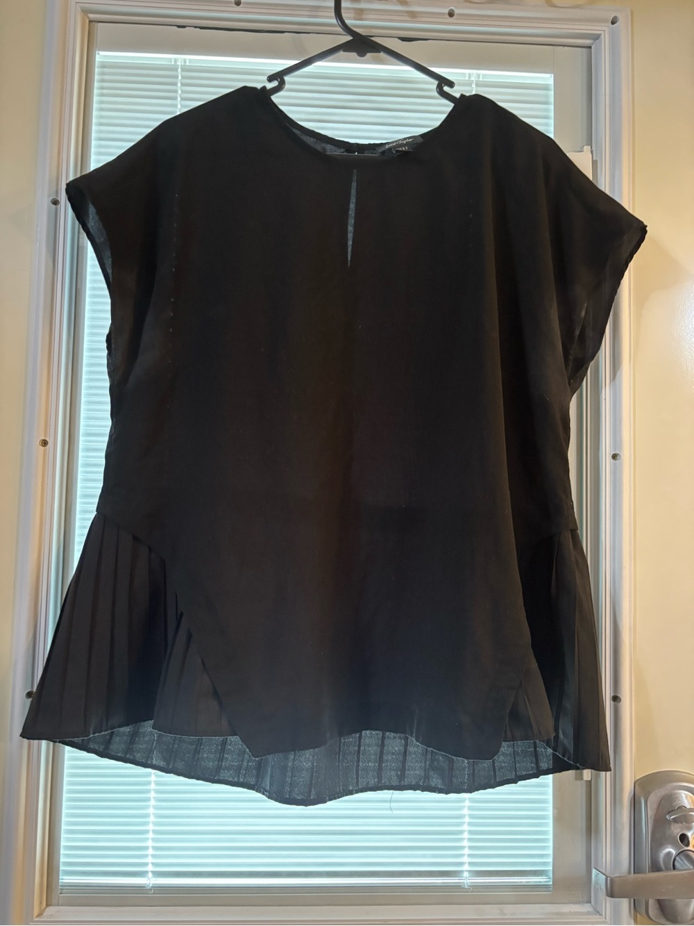 Lord & Taylor Black Short Sleeve Pleated Hem Blouse